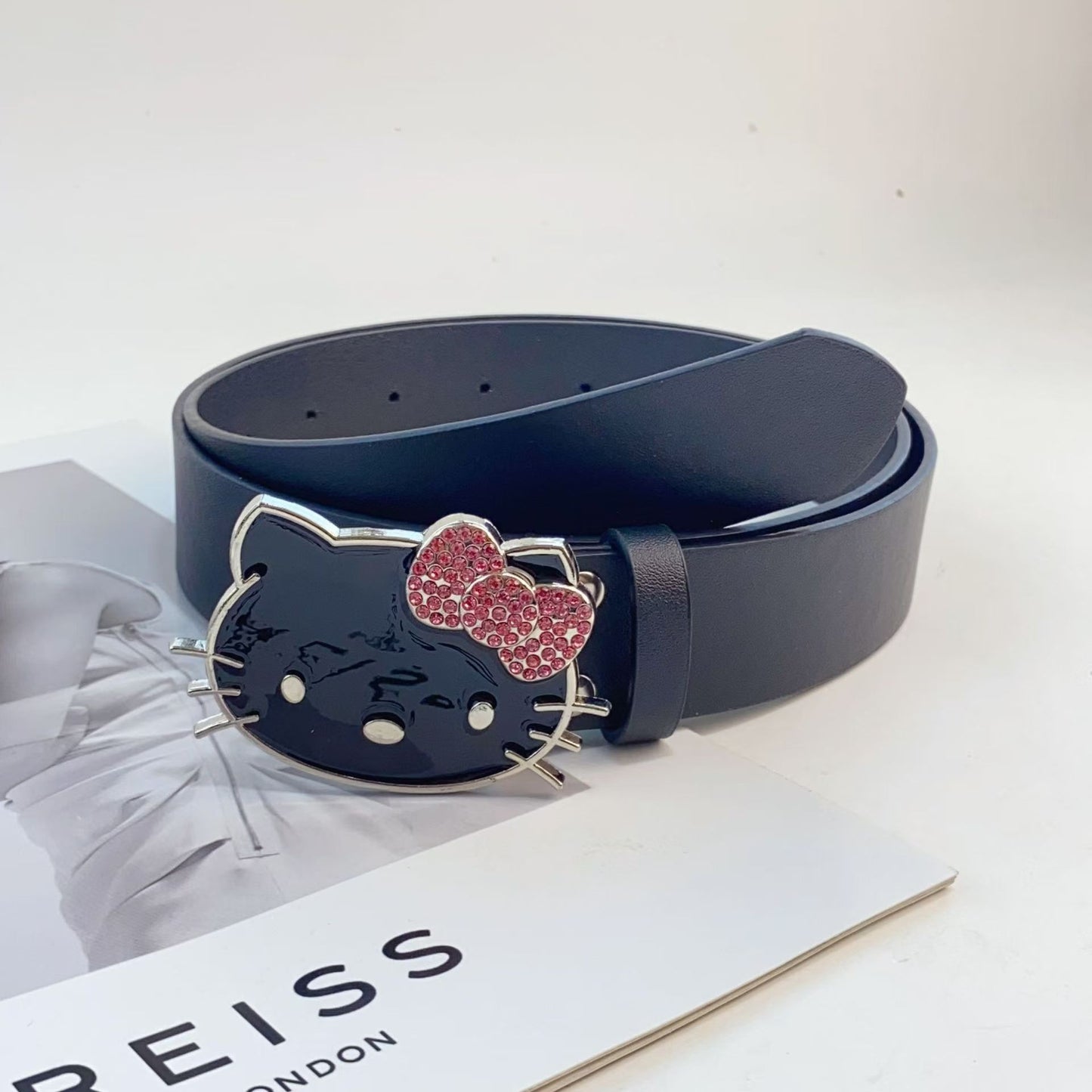 Hello Kitty Buckle Belt - Cartoon Y2K Denim Strap, Versatile Unisex Accessory for Stylish Outfits YD012-3